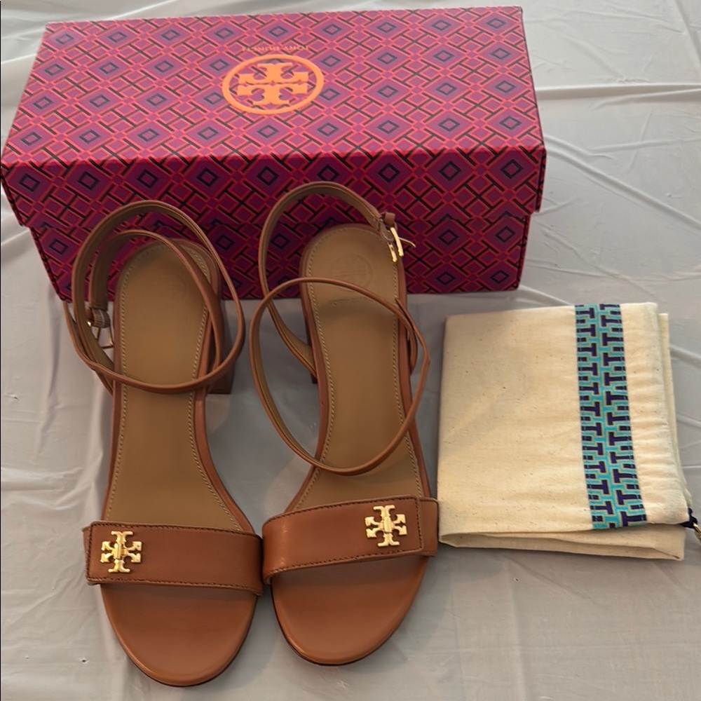 Tory Burch Kira Brown Leather Sandals with Gold Logo Size 9